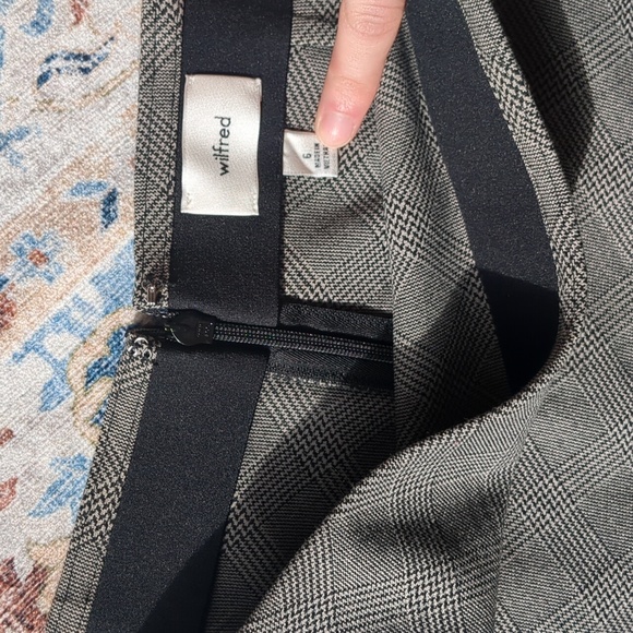 Wilfred Classic Mini Skirt in Lyle - Picture 5 of 5